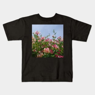 Sunny honeysuckle Kids T-Shirt